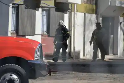 Un colchón se prendió fuego en Trelew y provocó un principio de incendio: cómo fue controlado