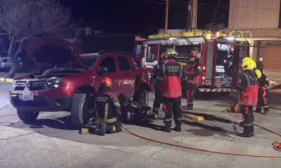 Choque en Playa Unión: dos motos contra una camioneta y un joven en terapia intensiva