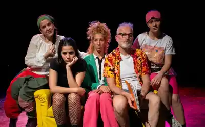 Pablo Fossa vuelve con “Ensayo Vania” a La Orilla Infinita: cuándo arranca la nueva temporada