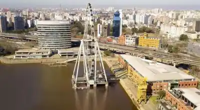 Puerto Madero: La rueda gigante que esperó una década por fin despega con una millonaria inversión