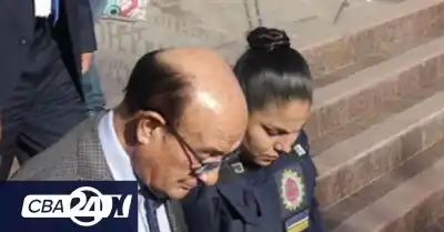 El carnet de conducir que obtuvo Oscar González en La Calera y el teléfono que quedó registrado