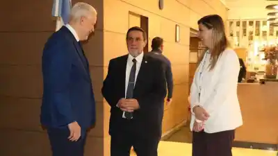 El embajador de República Dominicana elogió el sistema de salud tucumano: qué lo sorprendió