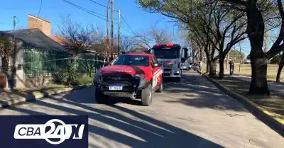 Incendio en Villa Carlos Paz: madre de 85 y su hijo de 62, en estado crítico tras ser rescatados