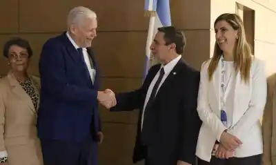 El embajador de República Dominicana elogió el sistema sanitario tucumano: qué propuso tras la visita