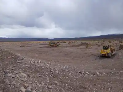 El COPRE ya mueve máquinas en los ríos de San Juan: las primeras intervenciones en Jáchal y Calingasta