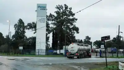Cierre de la planta de caucho de Pampa Energía: la causa que denuncia el sindicato