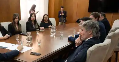 Mahiques en Mendoza: elogió el sistema de huellas genéticas provincial y firmó acuerdos clave