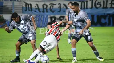 Cuero complicó a Gimnasia y Tiro en el Michel Torino: qué le reclamó el local al árbitro