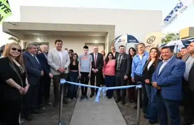 Jaldo entregó 24 viviendas en Monteros: cuánto invirtió la Provincia y qué falta para cubrir el déficit habitacional