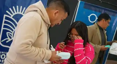 Rosario de Lerma: el programa que ya entregó 330 anteojos gratis a niños de escuelas primarias