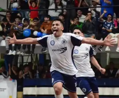 Corrientes goleó 5 a 2 a Caleta Olivia y jugará la final del Argentino de Futsal