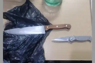 Dos alumnos de 17 años llevaron un cuchillo y una navaja a una escuela especial: cómo los descubrieron