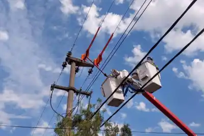 Un apagón de tres horas dejó sin luz a Santa Rosa y a los pueblos de la ruta 5: el punto crítico que demoró la reposición