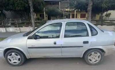 Desarmaban el motor de un auto incendiado en la ruta 5: en qué terminó el hecho