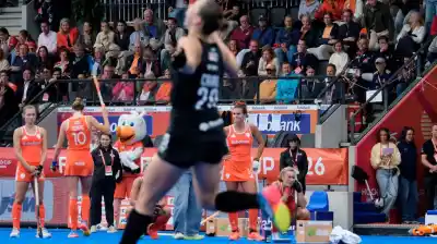 Cristina Cosentino, la figura de Las Leonas en la definición por penales que valió la tercera estrella