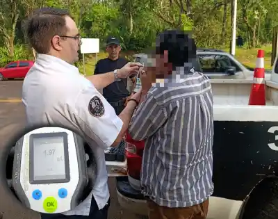 Detectaron a un camionero con 1,97 g/l de alcohol en la Ruta 12: en qué terminó el operativo