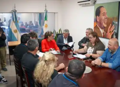 Magda Ayala volvió a la Intendencia de Barranqueras y confirmó un aumento para municipales: el detalle del esquema