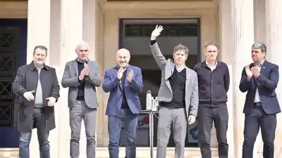 Kicillof inauguró la primera planta embotelladora de ABSA en Ensenada: qué capacidad tendrá