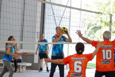 Juegos Correntinos 2026: Ituzaingó reunió a adultos mayores de toda la provincia