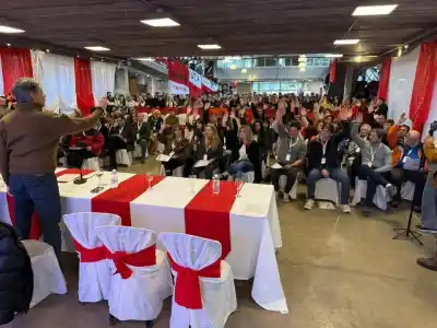 La UCR de Chubut eligió a Gerardo Merino como presidente: qué cargo ocupará Menna