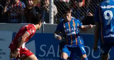 Deportivo Maipú cayó 1 a 0 ante Colegiales: el detalle que marcó la derrota del Cruzado
