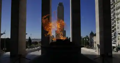 Tras una década de abandono nacional, el Monumento a la Bandera tiene una nueva y decisiva oportunidad
