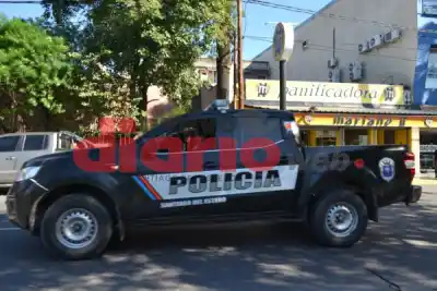 Un hombre de 36 años fue reducido por la Policía tras amenazar a su padre en el centro