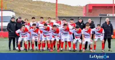Deportivo Esperanza vuelve al Torneo Regional Federal con 37 jugadores