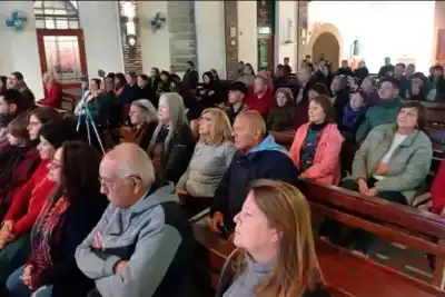 Voces de Paraná y Santa Fe emocionaron en un concierto coral en San José Obrero