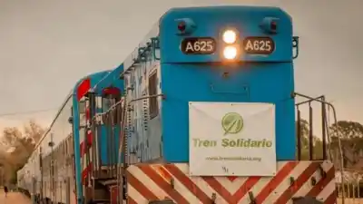 Un convoy de esperanza: Así llegó a Tucumán el tren cargado de ayuda para las víctimas del temporal