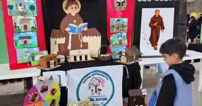 90 proyectos educativos reviven a Esquiú en una muestra histórica