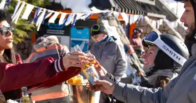 Más de 3.000 personas disfrutaron de los afters de Corona en Las Leñas y Bariloche