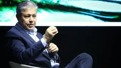 El plan de Figueroa para que el gas de Vaca Muerta llegue a cada hogar neuquino