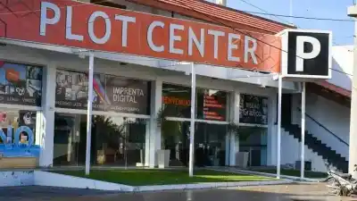 Un empresario reclamó por redes una deuda y destapó la causa judicial de Plot Center