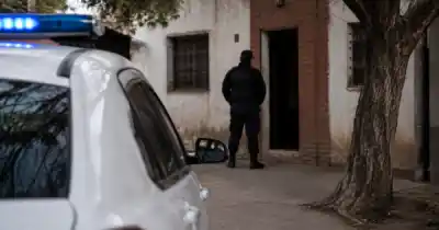 22 demorados por drogas en un megaoperativo en tres barrios de Salta