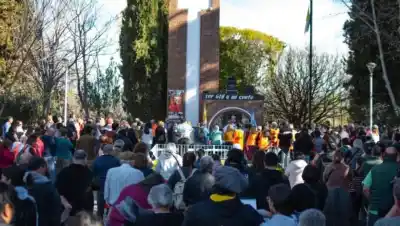 Miles de peregrinos desbordaron Chimpay en la fiesta de Ceferino Namuncurá