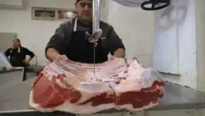El asado bajó 18% en el Alto Valle y ya es más barato que la carne picada