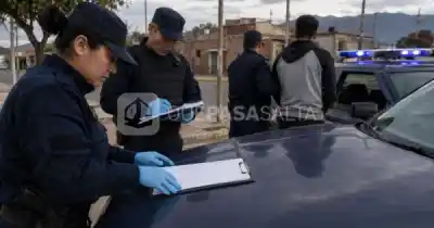 Demoraron a un joven con más de 200 dosis de marihuana en un operativo en zona norte