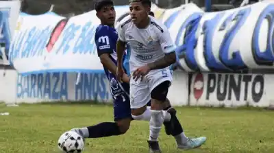 Hat trick de Aranda: Central Argentino debutó con un 6-1 contundente