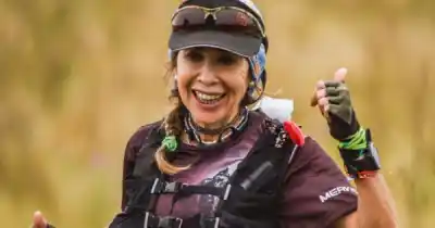Una odontóloga salteña de 58 años terminó 22° en una carrera de 101 km en los Alpes