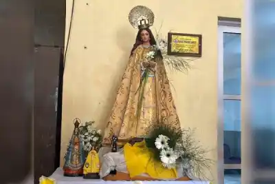 La Virgen de la Merced visitó a los bomberos en su Cuartel Central