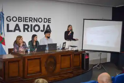 Un ateneo con caso real: cómo La Rioja sostiene los tratamientos de salud mental