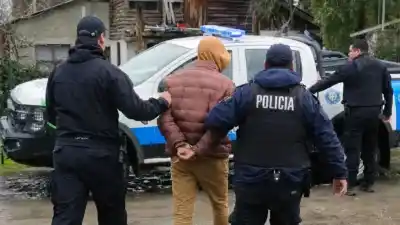 Allanamiento en El Bolsón: detuvieron a un hombre por tres robos a comercios