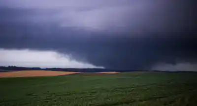 Un tornado sorprendió en Santa Catarina tras el paso de tormentas por Misiones