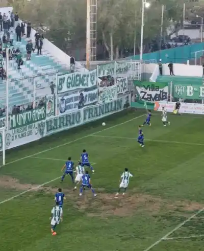 Empate con dos expulsiones en el debut del Regional Amateur