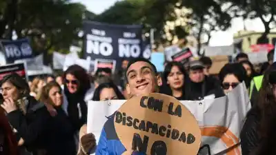 Acompañantes terapéuticos de Catamarca llevan meses sin cobrar y peligran las terapias