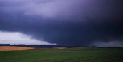 Un tornado gigante azotó una ciudad fronteriza con Misiones