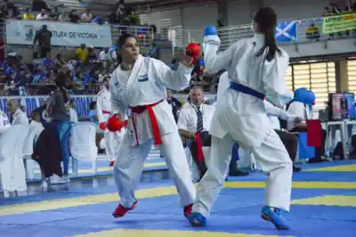 Eliana Gómez, primera fueguina en subir a un podio mundialista de karate