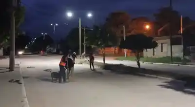 Tras 35 años de abandono, pavimentan la ruta 142 y prometen terminarla antes de fin de año