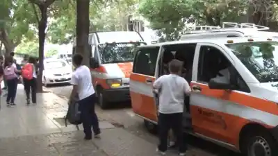 Transporte escolar en Rosario: buscan habilitaciones por 6 años y vehículos de hasta 20